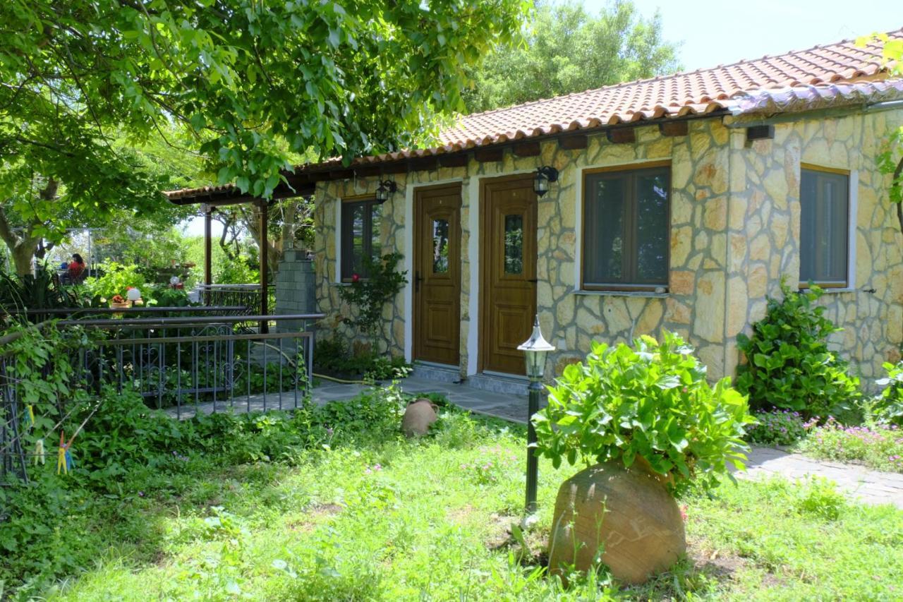 Alekas Studios Therma  Exterior photo